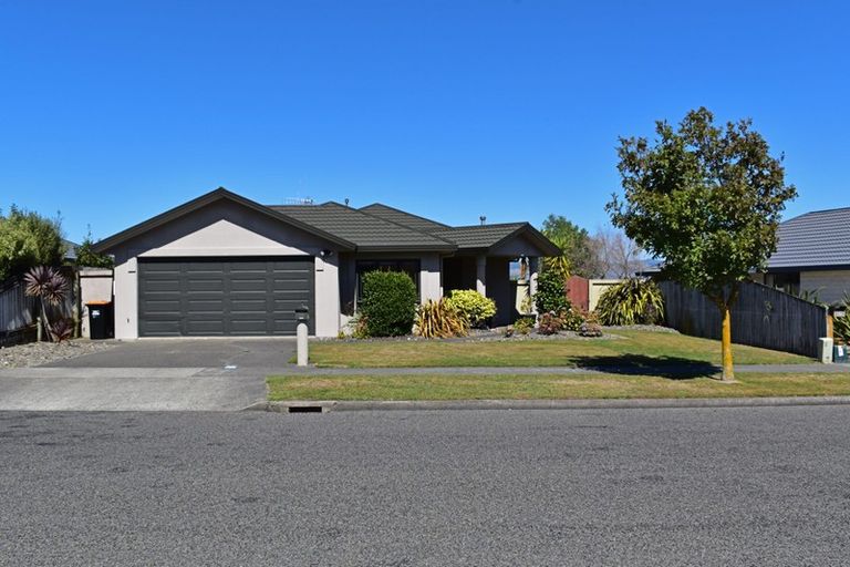 Photo of property in 75 Parnell Heights, Kelvin Grove, Palmerston North, 4414