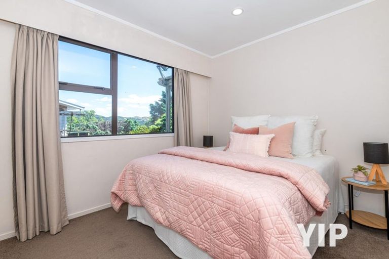 Photo of property in 81 Stewart Drive, Newlands, Wellington, 6037