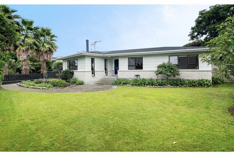 Photo of property in 4 Thurley Place, Bay View, Napier, 4104