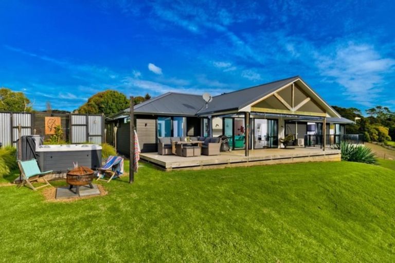 Photo of property in 79 Kanohi Road, Kaukapakapa, 0873