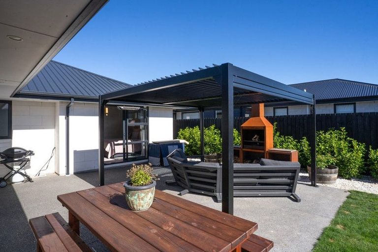 Photo of property in 42 Furlong Street, Yaldhurst, Christchurch, 8042