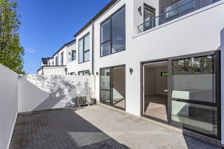 Photo of property in 20b Hewitts Road, Merivale, Christchurch, 8014