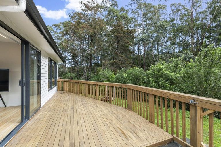 Photo of property in 12 Tagish Way, Orewa, 0931