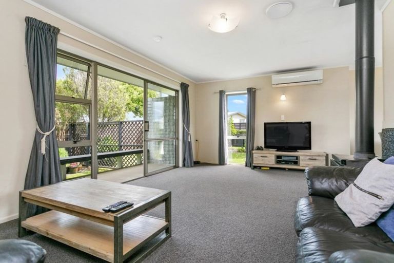 Photo of property in 4 Walpole Street, Leamington, Cambridge, 3432