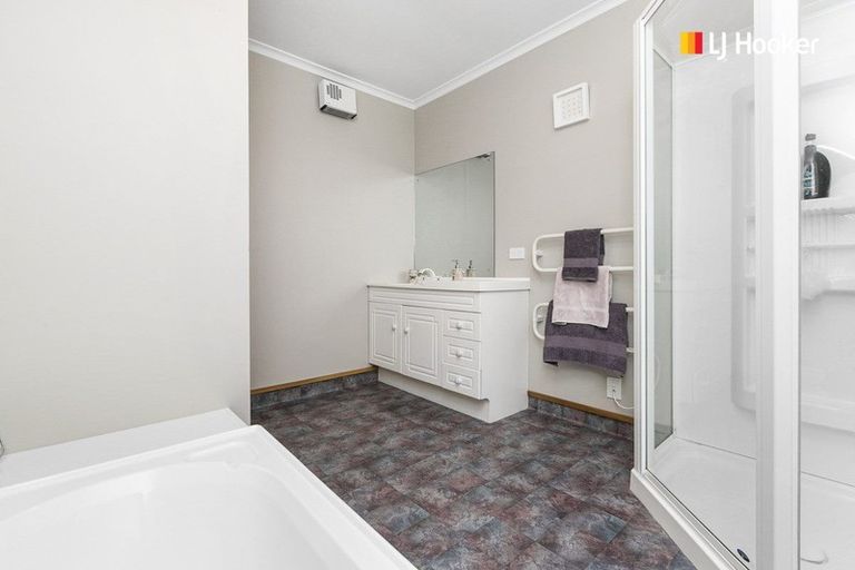 Photo of property in 75 Bush Road, Mosgiel, 9024