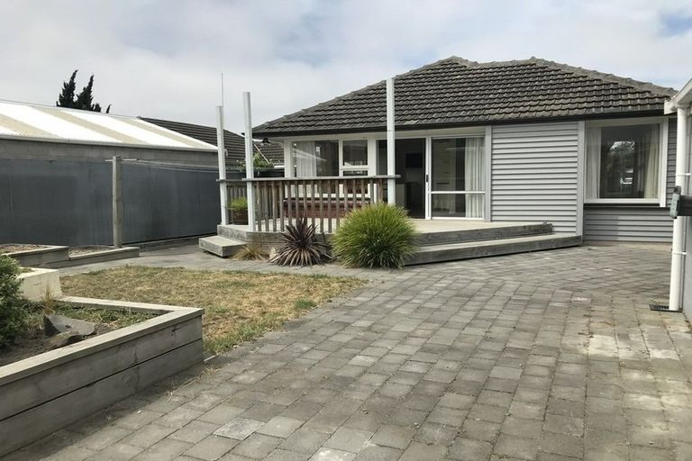 Photo of property in 7 Vancouver Crescent, Wainoni, Christchurch, 8061