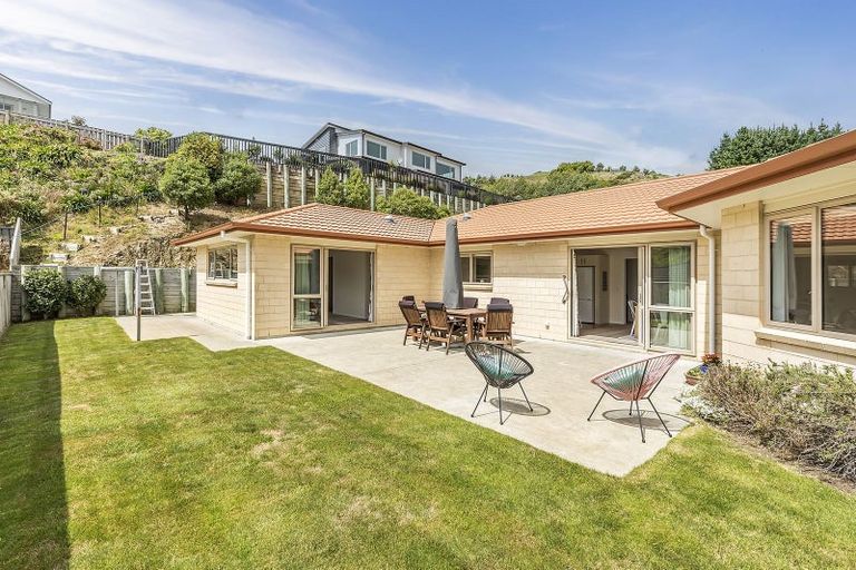 Photo of property in 177 Woodman Drive, Tawa, Wellington, 5028