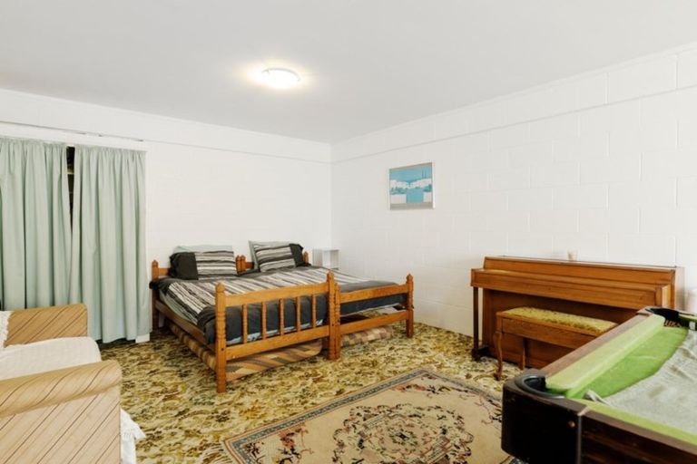 Photo of property in 73 Oceanbeach Road, Mount Maunganui, 3116