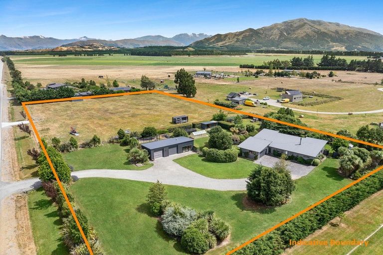Photo of property in 94 Newcastle Road, Hawea Flat, Wanaka, 9382