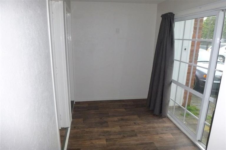 Photo of property in 43 Hallberry Road, Mangere East, Auckland, 2024