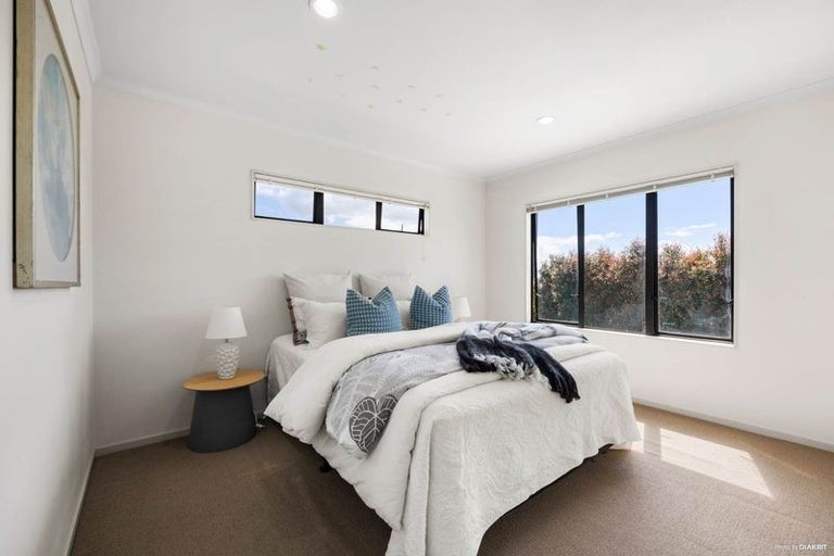 Photo of property in 170a Ridge Road, Howick, Auckland, 2014