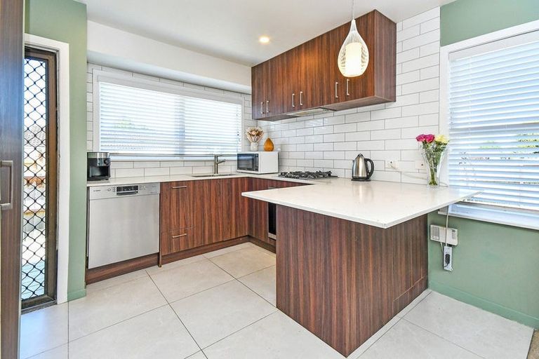 Photo of property in 1/18 Duke Street, Papakura, 2110