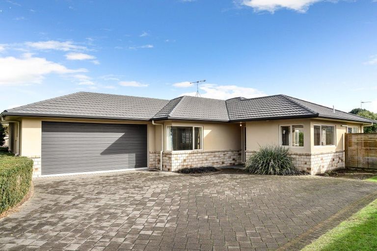 Photo of property in 2 Wentworth Drive, Rototuna North, Hamilton, 3210