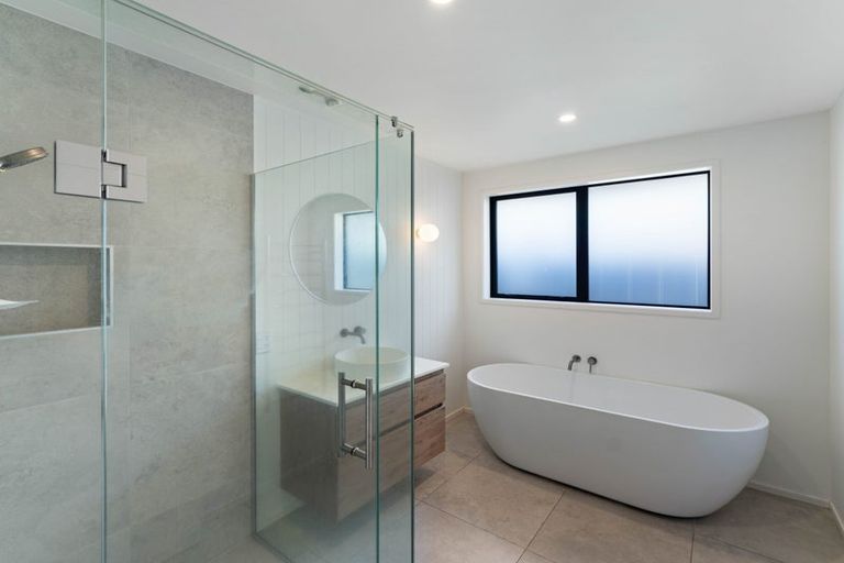 Photo of property in 83 Harriet Johnston Drive, Pokeno, 2402