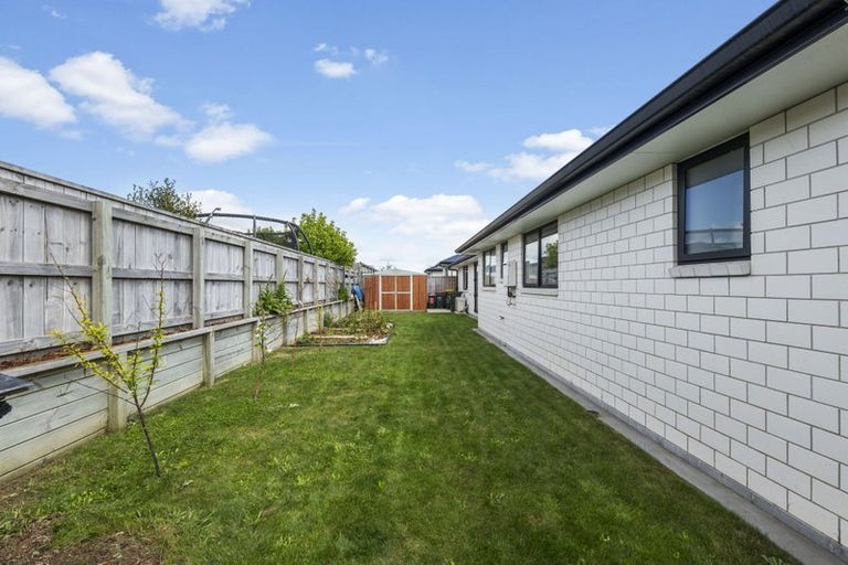 Photo of property in 26 Rawiri Drive, Bell Block, New Plymouth, 4312