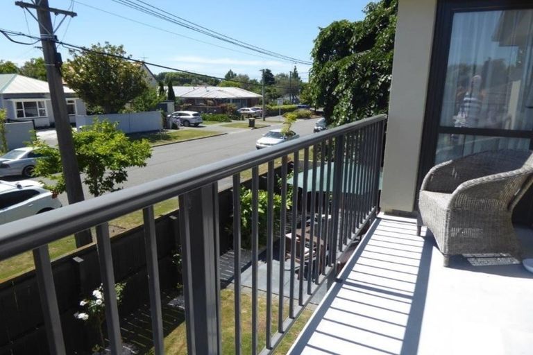 Photo of property in 1 Trist Place, Edgeware, Christchurch, 8013