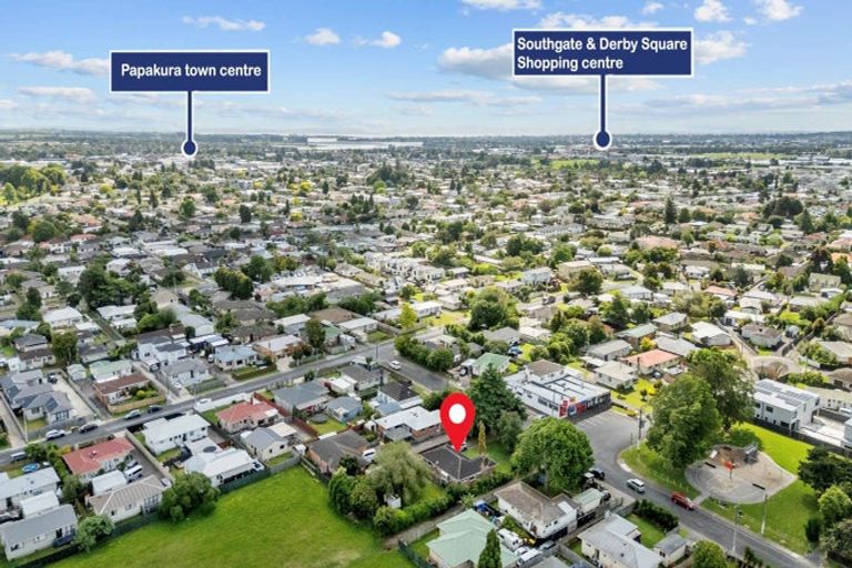 Photo of property in 12 Cross Street, Papakura, 2110