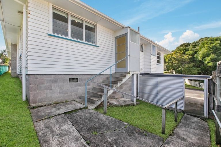 Photo of property in 1/31 Alamein Avenue, Belmont, Auckland, 0622