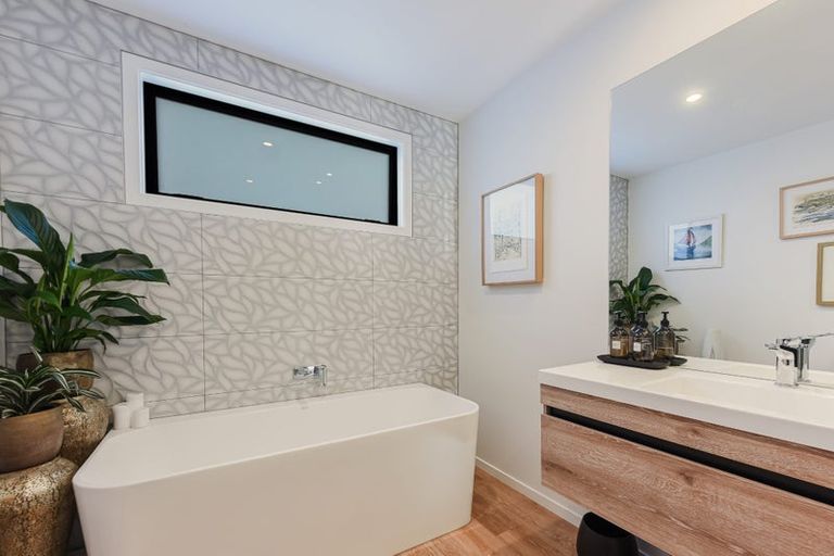 Photo of property in 17 Wakanini Place, Mapua, 7005