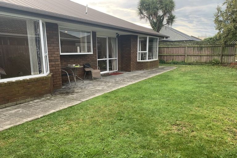 Photo of property in 3/61 Tyrone Street, Belfast, Christchurch, 8051