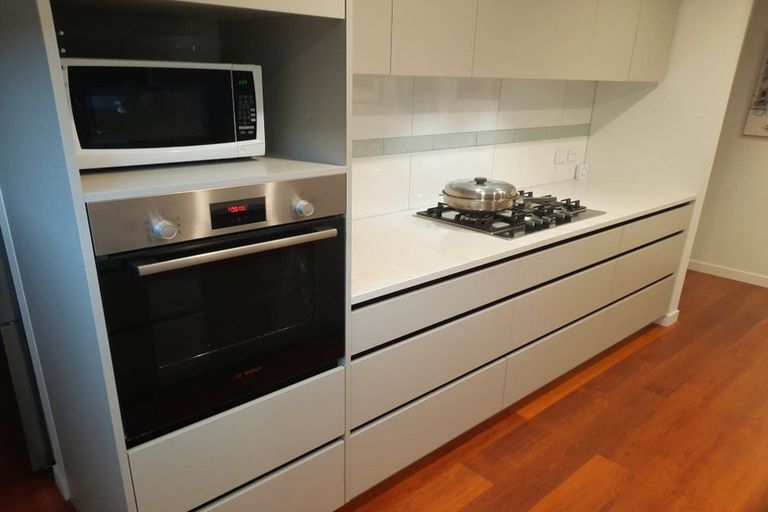 Photo of property in 84 Howden Drive, Jacks Point, 9371