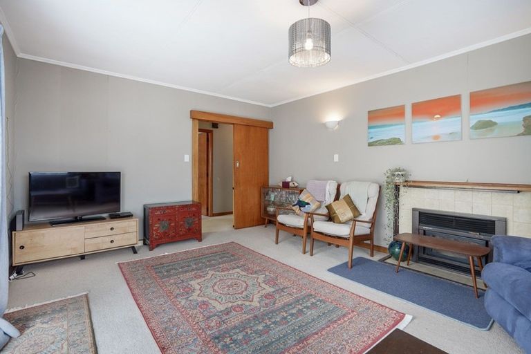 Photo of property in 24 Herrington Street, Foxton, 4814