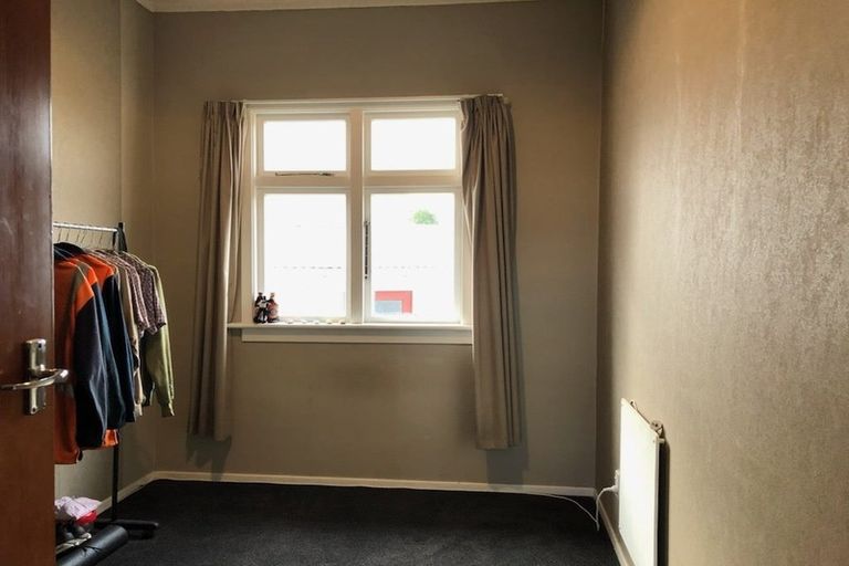 Photo of property in 1 Mcneil Street, Balclutha, 9230