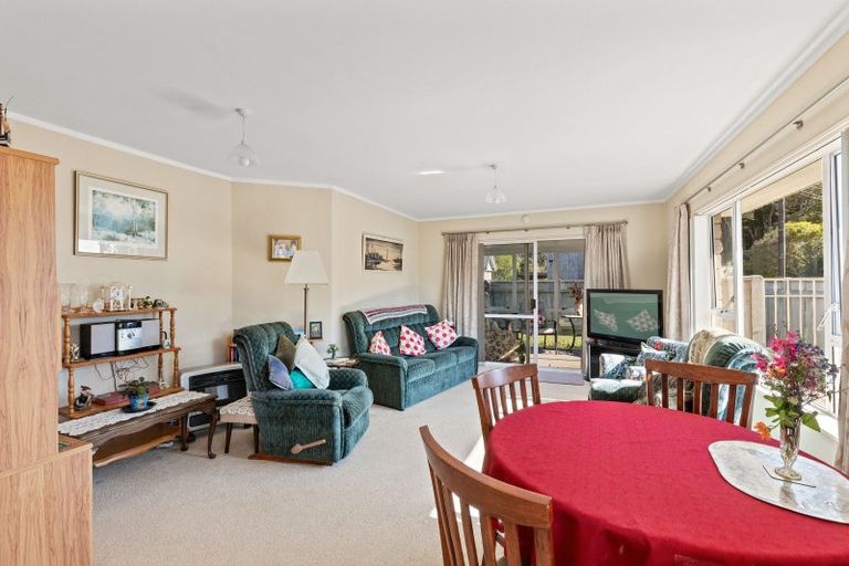 Photo of property in 20 Stoke Street, Westown, New Plymouth, 4310