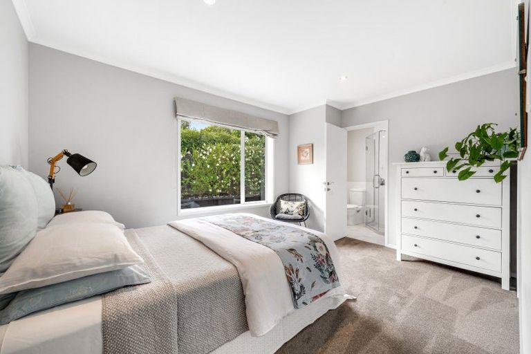 Photo of property in 11 Holly Way, Sunnyhills, Auckland, 2010