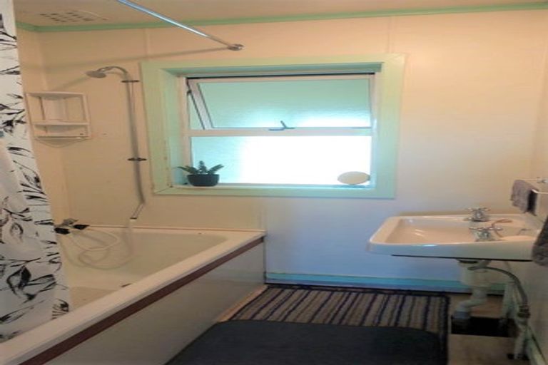 Photo of property in 24 Davie Street, Temuka, 7920