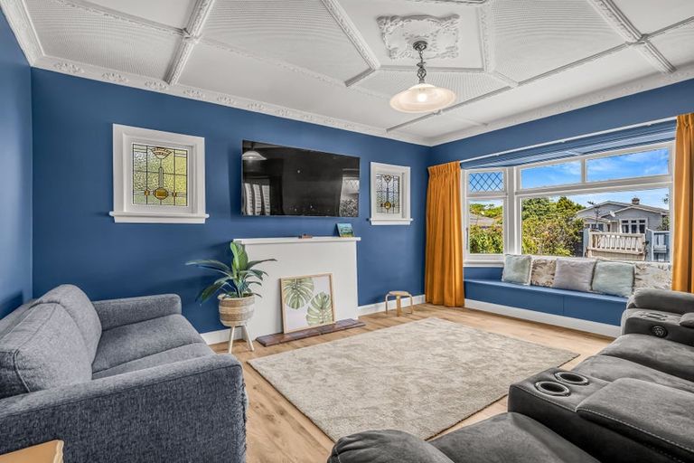 Photo of property in 93 Wood Street, Takaro, Palmerston North, 4410