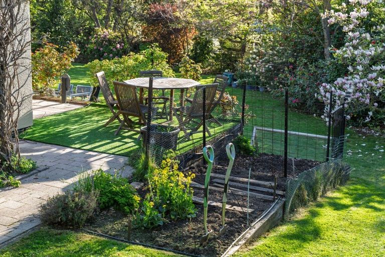 Photo of property in 30 Beacon Point Road, Wanaka, 9305