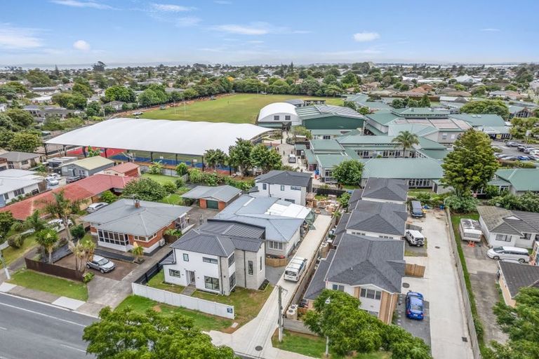 Photo of property in 56 Mckean Avenue, Manurewa, Auckland, 2102