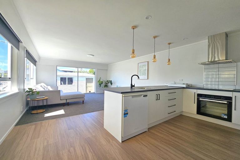 Photo of property in 401 Carrington Street, Upper Vogeltown, New Plymouth, 4310