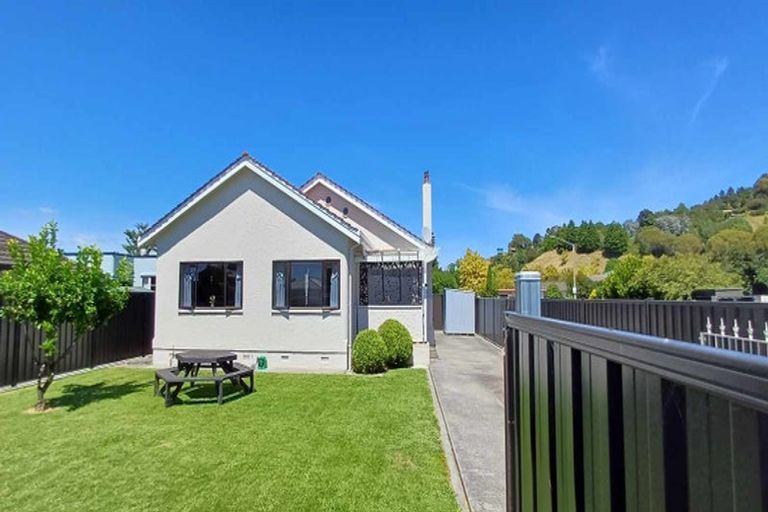 Photo of property in 20 Harpham Street, Taradale, Napier, 4112