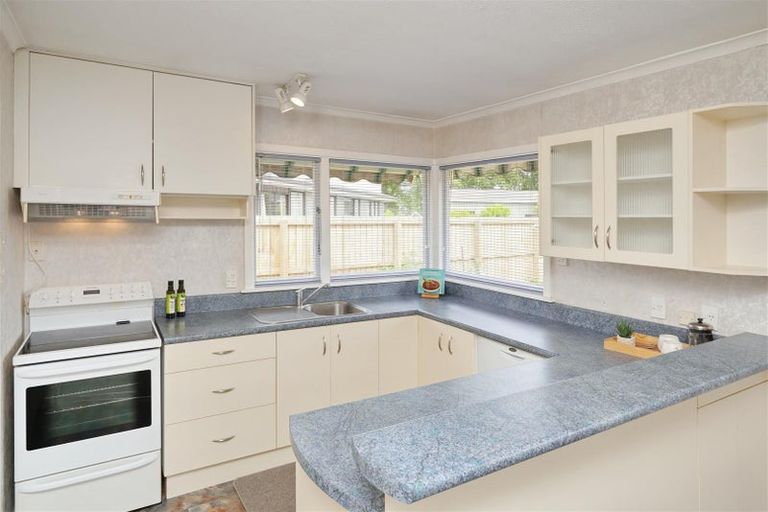 Photo of property in 25 Aileen Place, Upper Riccarton, Christchurch, 8041