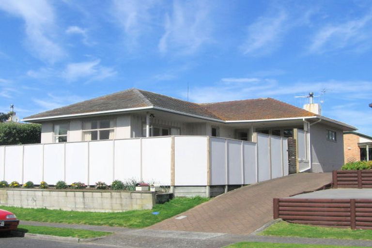 Photo of property in 108 Valley Road, Mount Maunganui, 3116