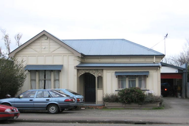 Photo of property in 32 Bourke Street, Palmerston North, 4410