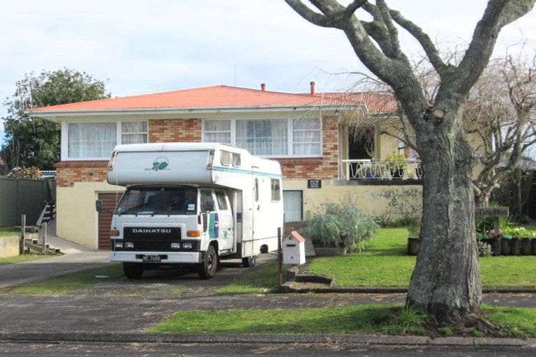 Photo of property in 24 Springfield Crescent, Enderley, Hamilton, 3214