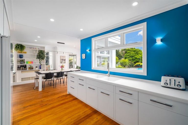 Photo of property in 53 Briggs Road, Mairehau, Christchurch, 8052