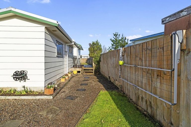 Photo of property in 28 Smith Street, Frankton, Hamilton, 3204