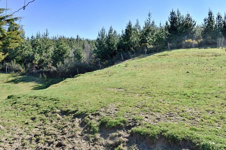 Photo of property in 53 Piano Flat Road, Waikaia, 9778