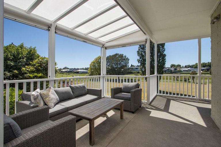 Photo of property in 56 Links View Drive, Omokoroa, 3114