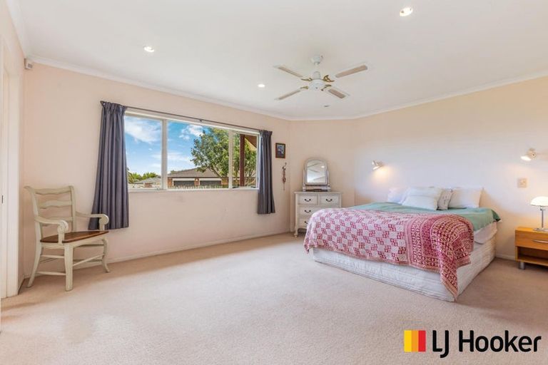 Photo of property in 5 Trossach Place, Wattle Downs, Auckland, 2103