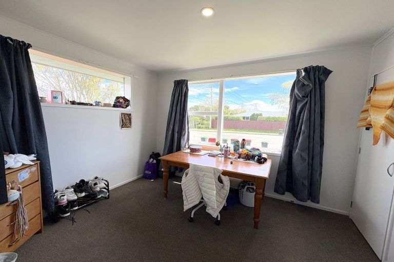 Photo of property in 1/72 Epsom Road, Sockburn, Christchurch, 8042
