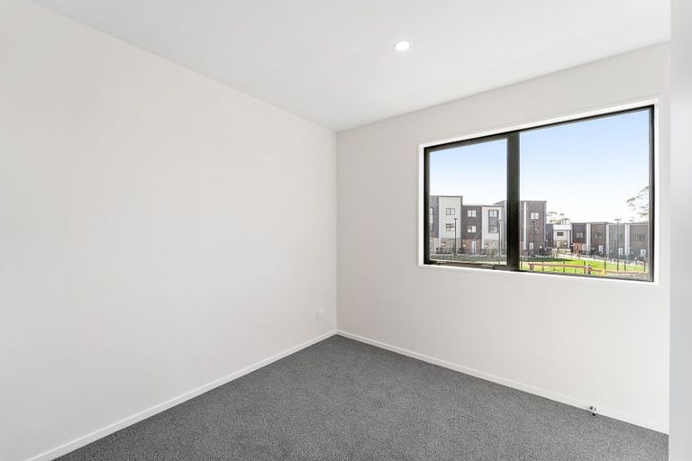 Photo of property in 41 Jabuka Street, Glen Eden, Auckland, 0602