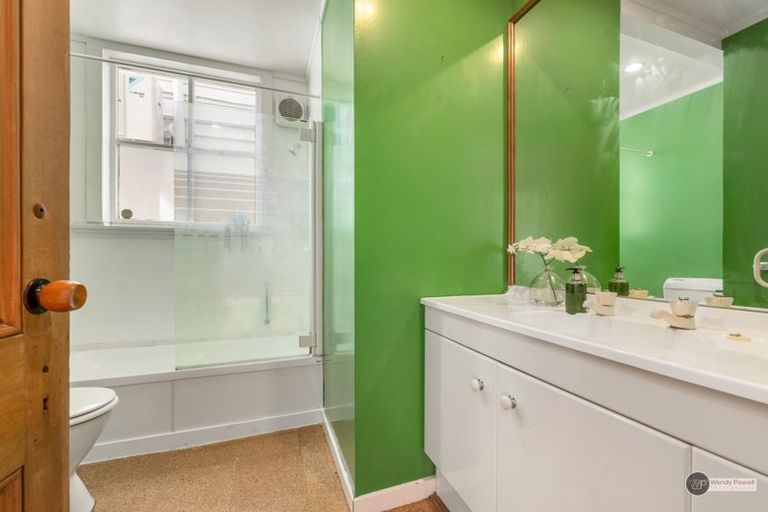 Photo of property in 11 Rankin Street, Wadestown, Wellington, 6012