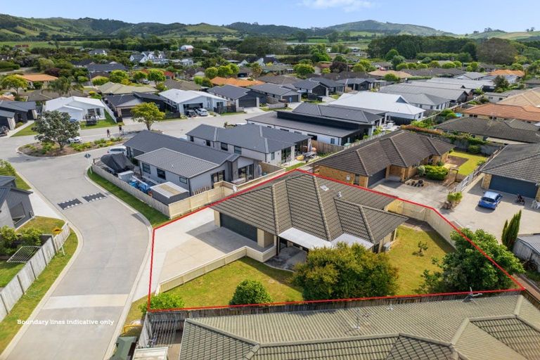 Photo of property in 2 Maara Close, Papamoa Beach, Papamoa, 3118