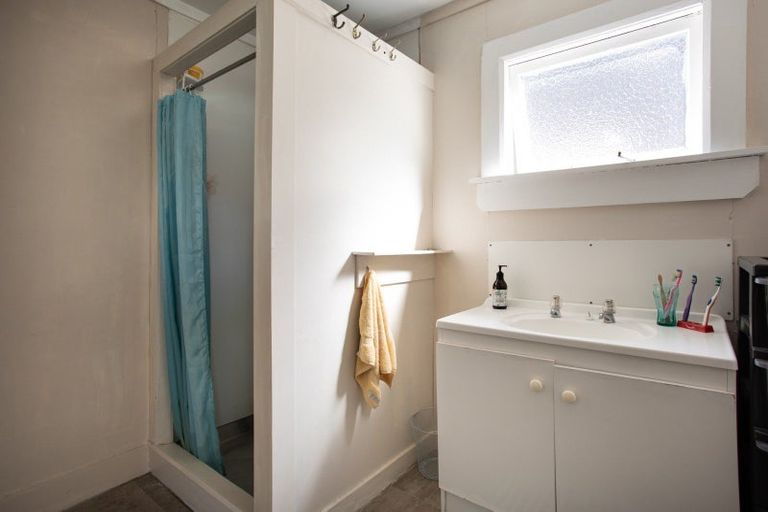 Photo of property in 23 Hereford Street, West End, Palmerston North, 4410