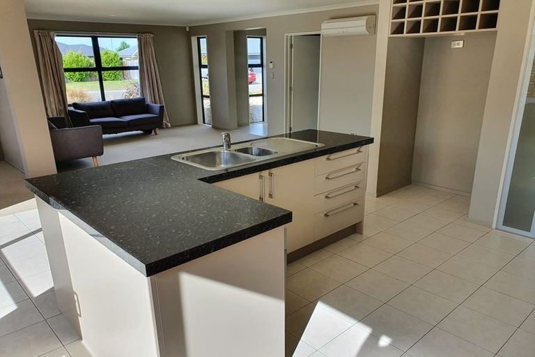 Photo of property in 8 Henley Close, Rolleston, 7614